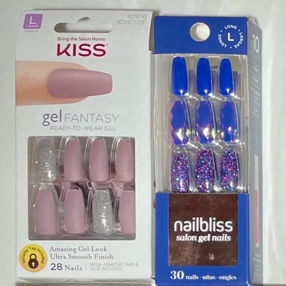 Press-On Nail Bundle - Picture 3 of 3